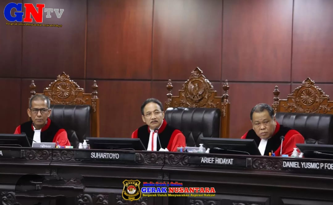 PUTUSAN MK WARTAWAN TIDAK DAPAT LANGSUNG DITUNTUT PIDANA KARENA KERJA JURNALISTIKNYA  