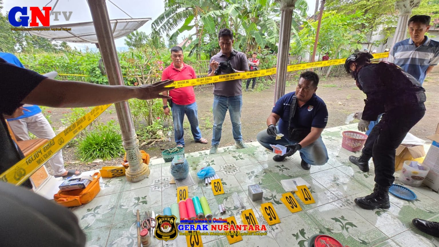 Polres Situbondo Amankan Tersangka Pembuat Petasan Sita 5,1 Kg Bubuk Mercon