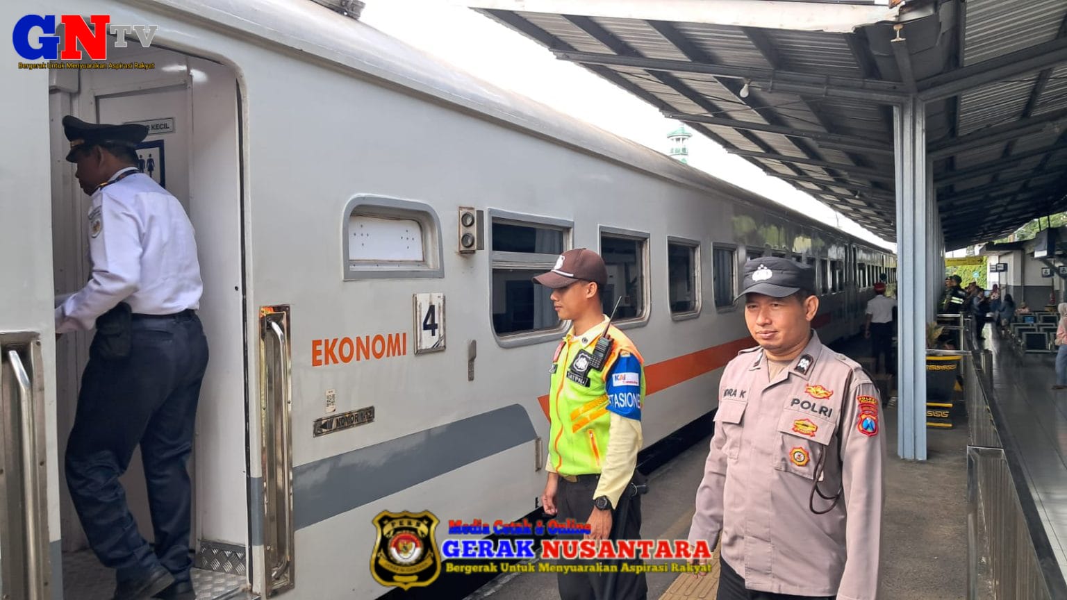 Puncak Arus Balik Lebaran Polres Malang Tingkatkan Pengamanan di Stasiun dan Terminal