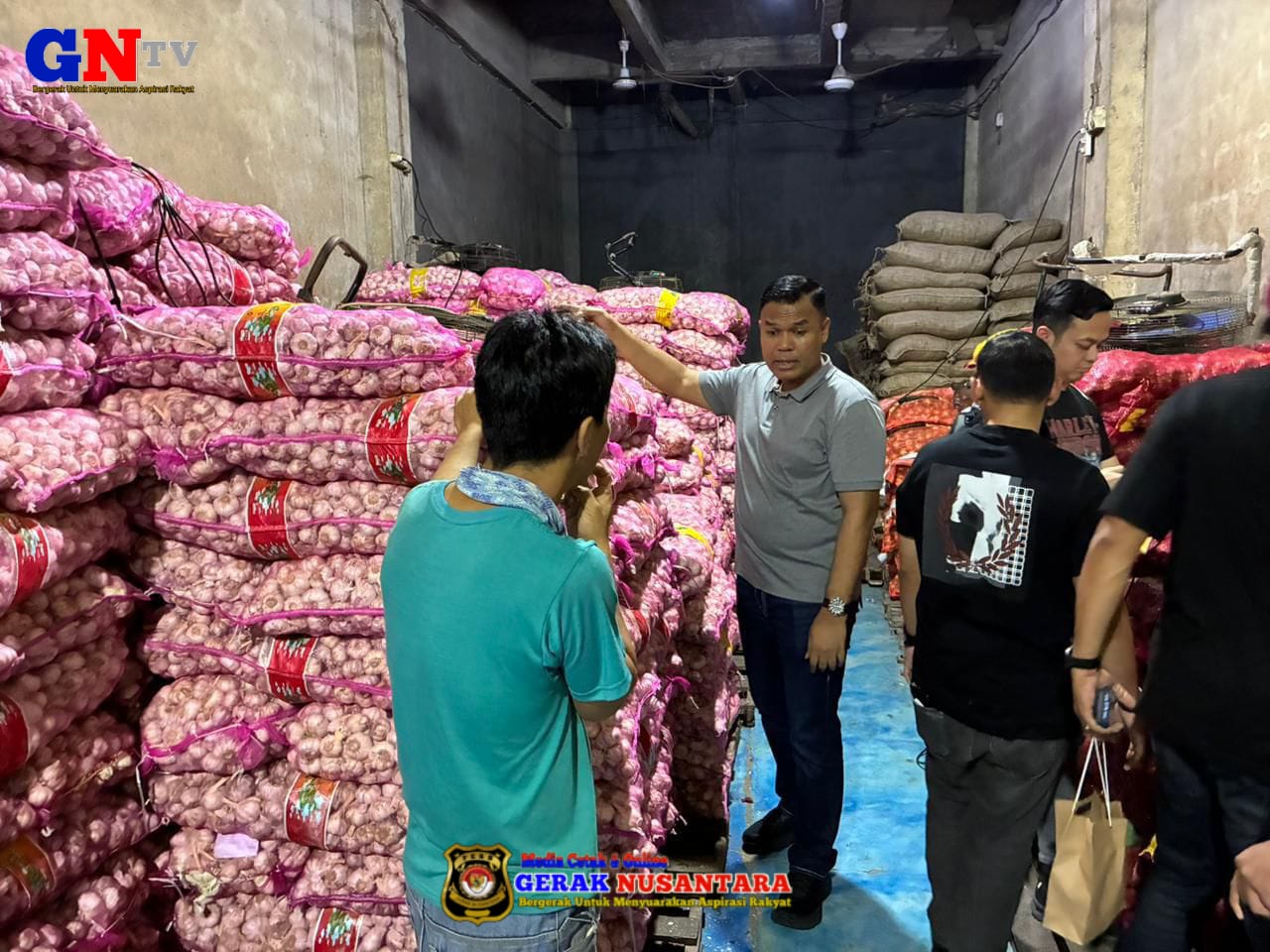 Bareskrim Polri Bongkar Penyelundupan 23 Ton Bawang dan Cabai di Pontianak