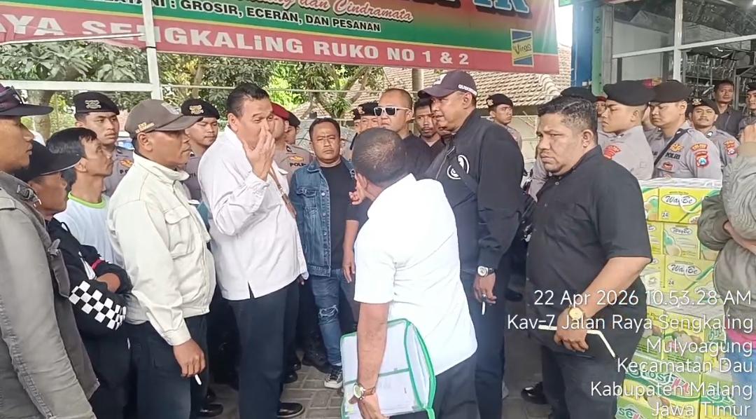 EKSEKUSI PAKSA DI SENGKALING, PETUGAS  MELONTARKAN UJARAN RASIS "ORANG BARAT VS ORANG TIMUR"  