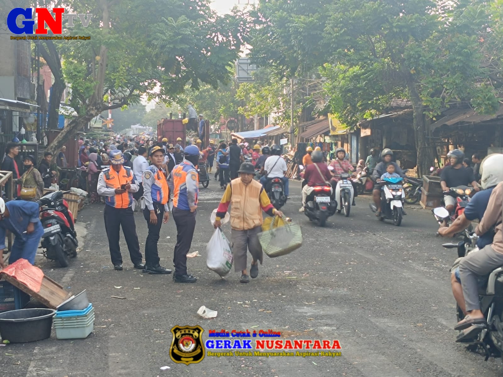 Hati Pedagang Pasar Kebalen Remuk, Waktu Dagang Dipangkas Habis