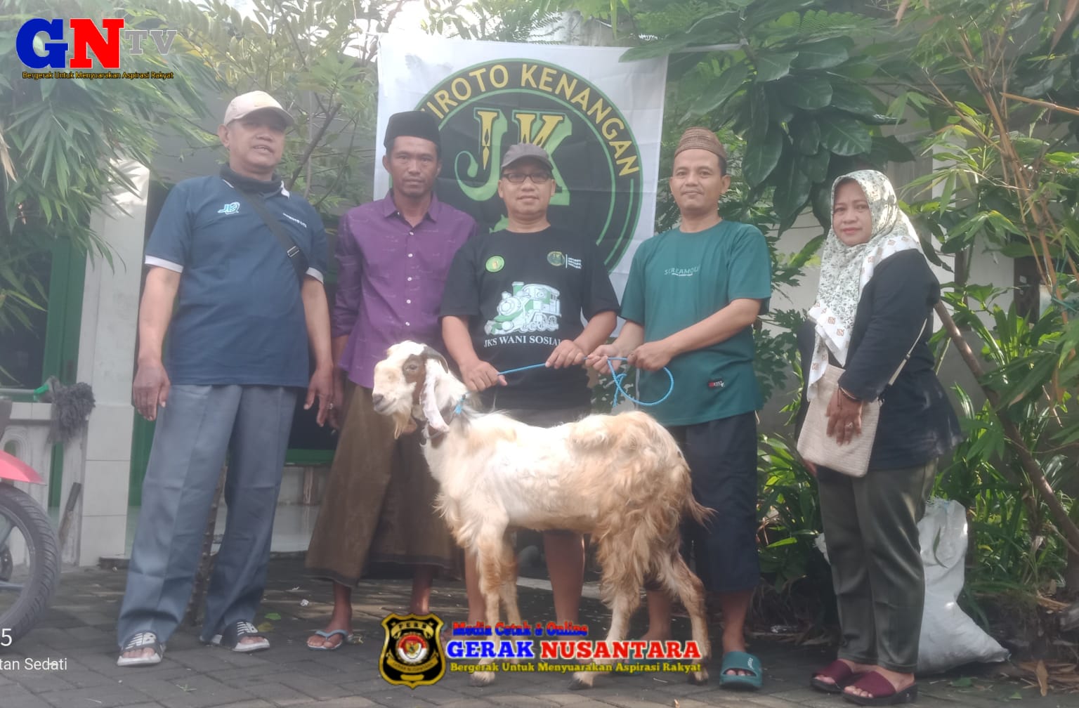 Komunitas JKS Jatiroto Sumbangkan Satu Ekor Kambing Kurban