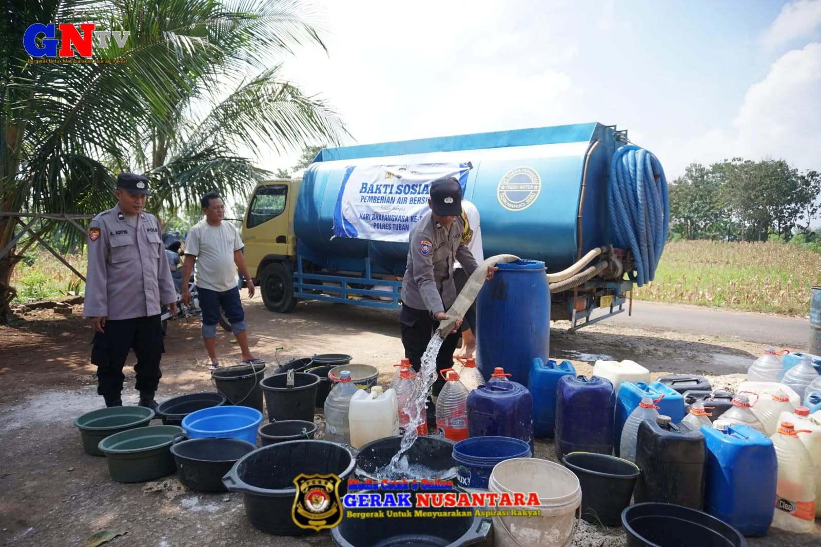 Polres Tuban Gelar Baksos Sambut Hari Bhayangkara ke 80, Droping 40 Ribu Liter Air Bersih di 3 Desa