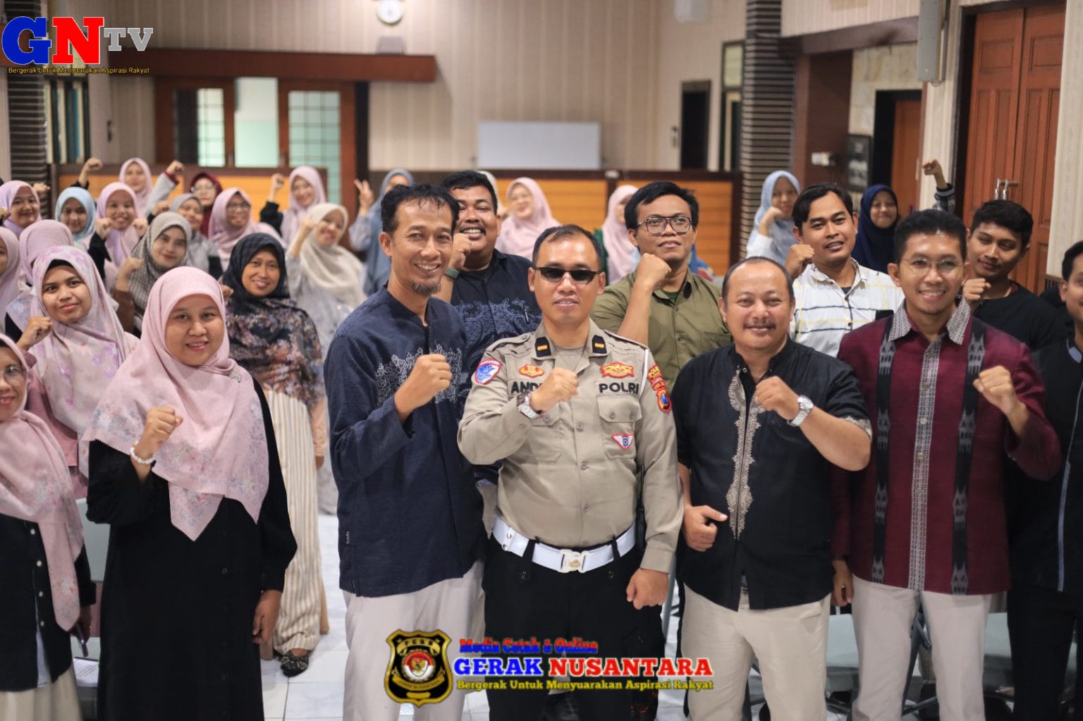 Polantas Menyapa : Polres Gresik Gandeng Guru Tanamkan Budaya Tertib Lalu Lintas Sejak Dini