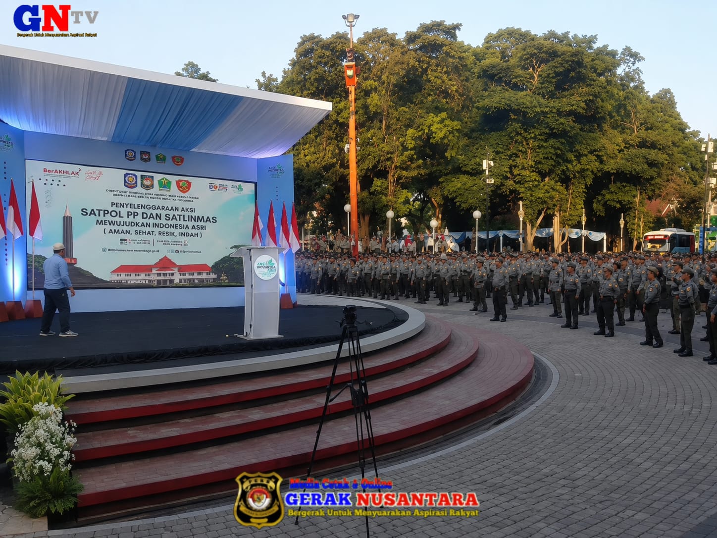 SATPOL PP & SATLINMAS BERGERAK: TEGAS, JADI TELADAN, WUJUDKAN INDONESIA ASRI!