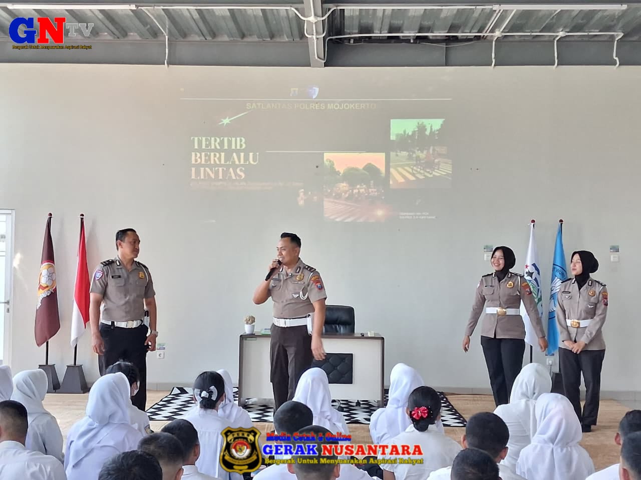 Polres Mojokerto Edukasi Pelajar Tanamkan Budaya Tertib Lalu Lintas dan Cegah Perundungan