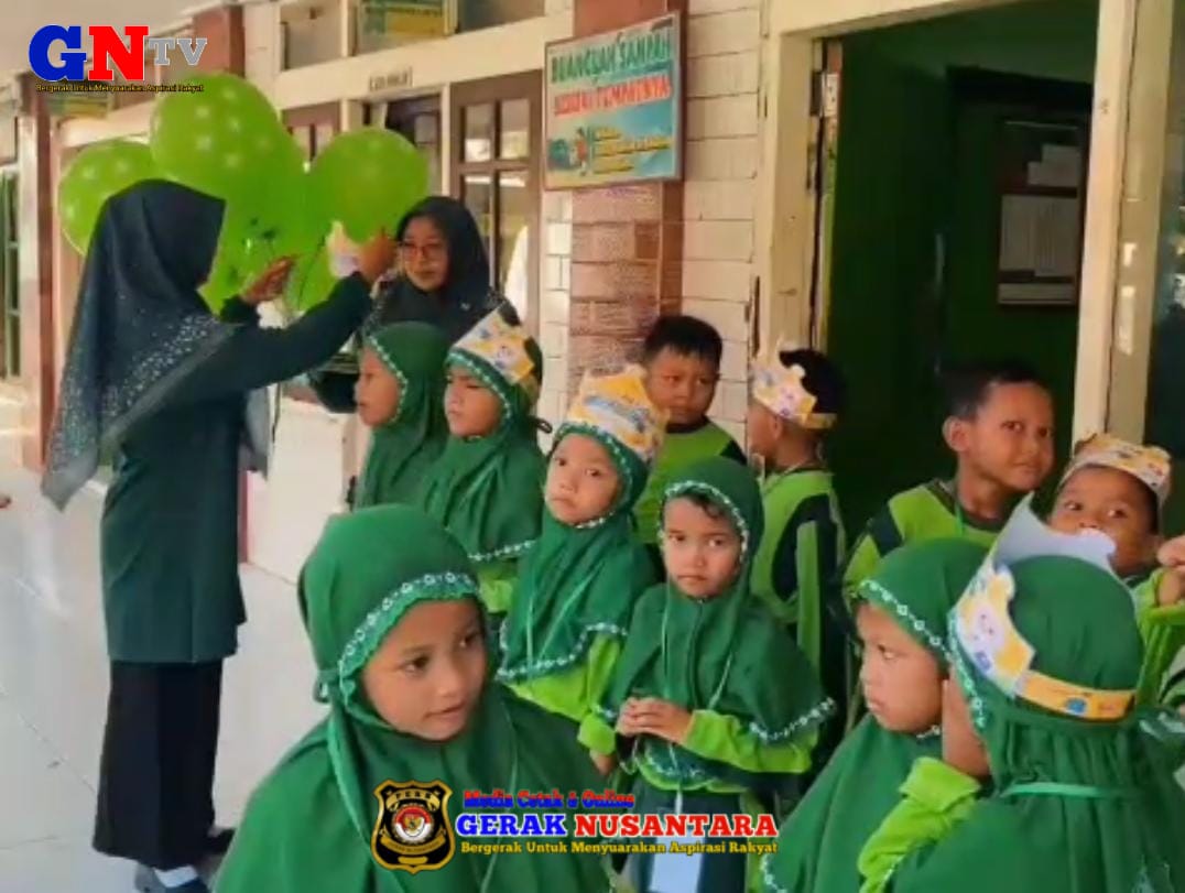 Siswa Baru MI Darul Karomah Betro Ikuti Masa Ta