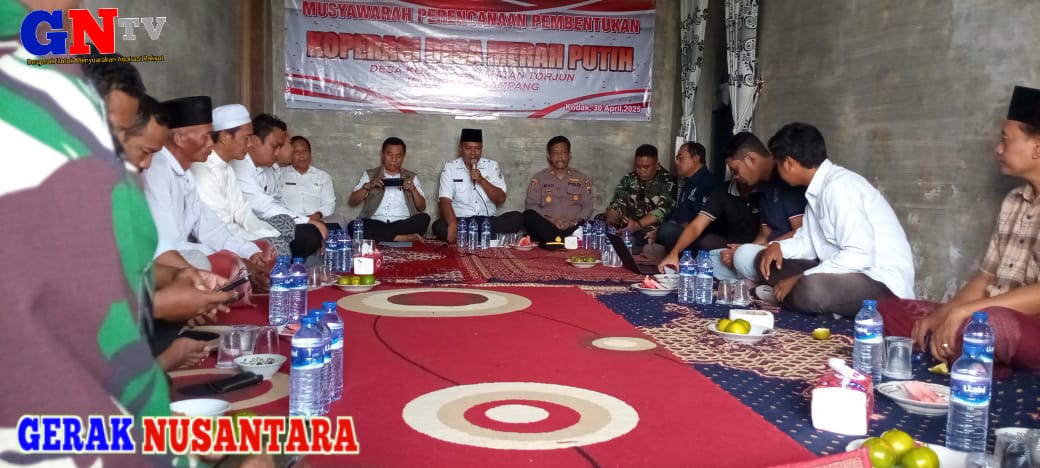 Nawacita presiden RI sosialisaiKoperasi merah putih disampang tanpa dihadiri perangkat desa
