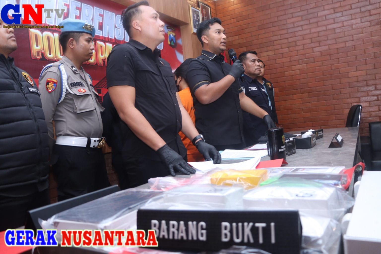 Polres Pasuruan Berhasil Ungkap Penipuan Modus Pinjol 195 Korban Rugi 2,6 Milyar
