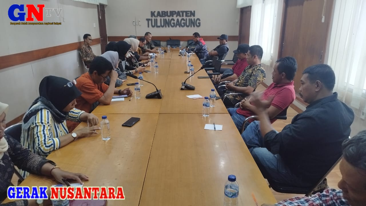 Ribuan Masyarakat Dari 6 Desa Di Tulungagung Nasibnya Di Pertarukan