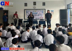 Polres Pelabuhan Tanjungperak Masuk Sekolah Gencar Sosialisasi Bahaya Narkoba dan Cegah Kenakalan Remaja