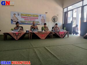 Sambut Hari Bhayangkara ke – 79, Polres Kediri Kota Gelar Coaching Clinic di Ponpes